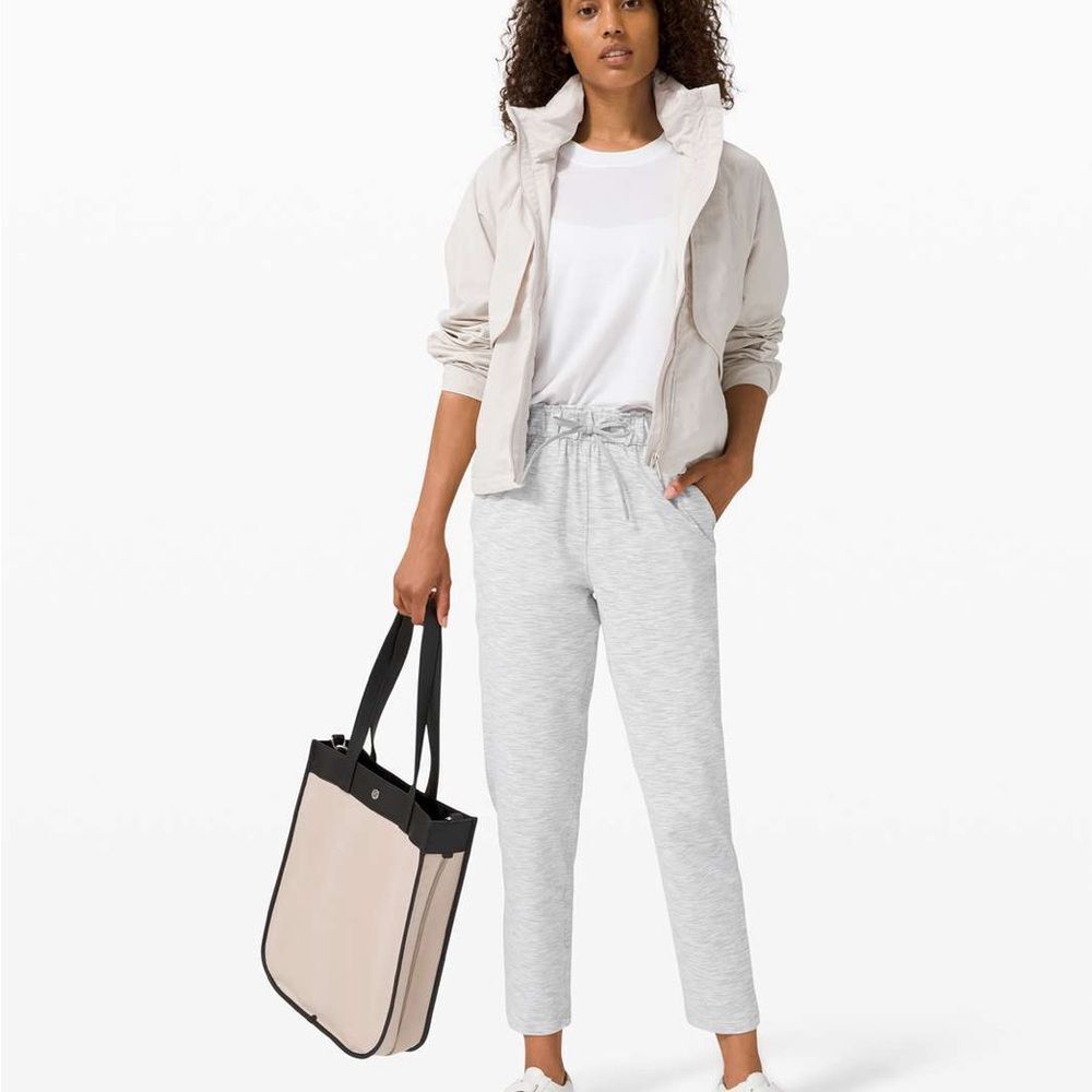 Lululemon Keep Moving Pant 7/8 High Rise Nimbus Battleship Size 4